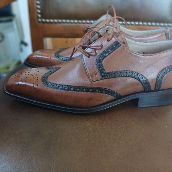 Interesting mens leather wing tips. New and Unworn.. - Picture 7 of 8